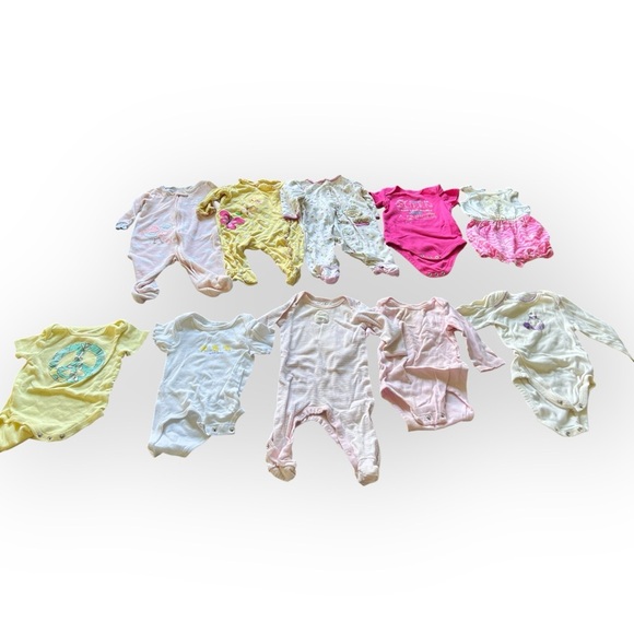 3-6 Months Onesie Bundle - Picture 1 of 1